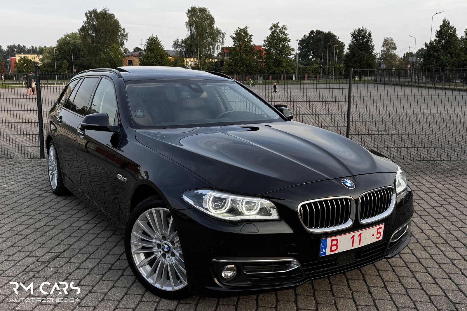 BMW 530