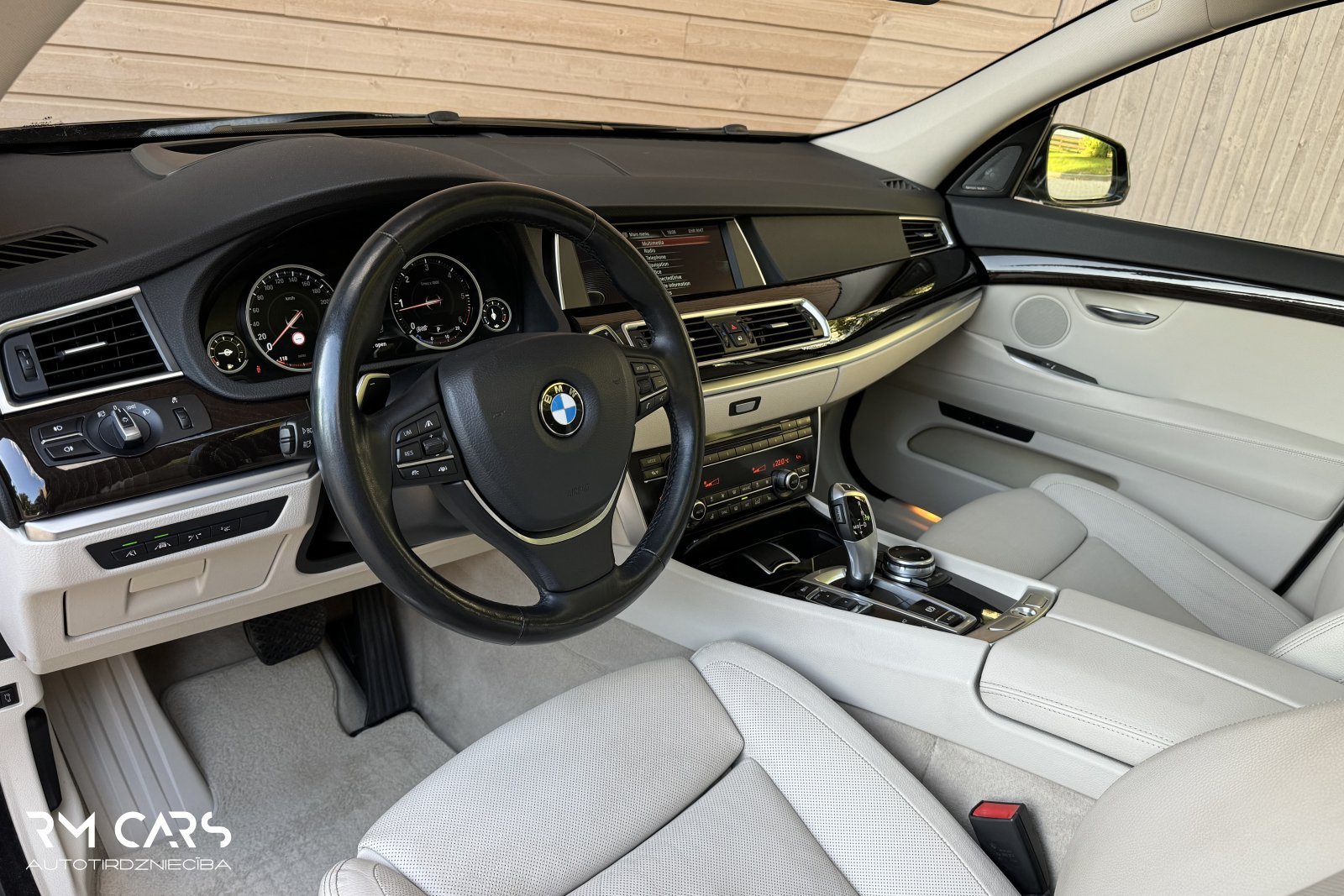 BMW 520