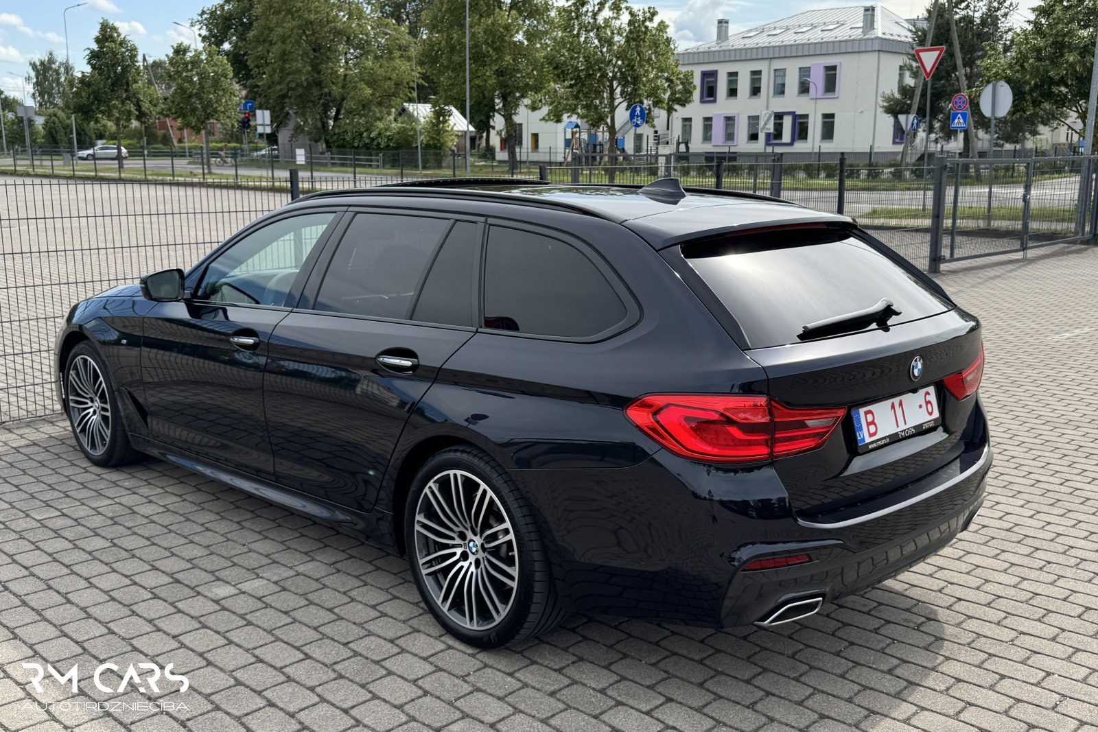 BMW 520