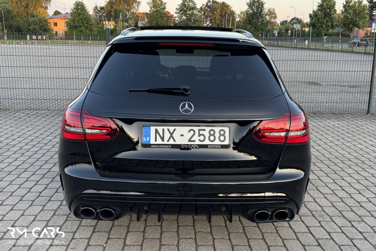 Mercedes C43AMG
