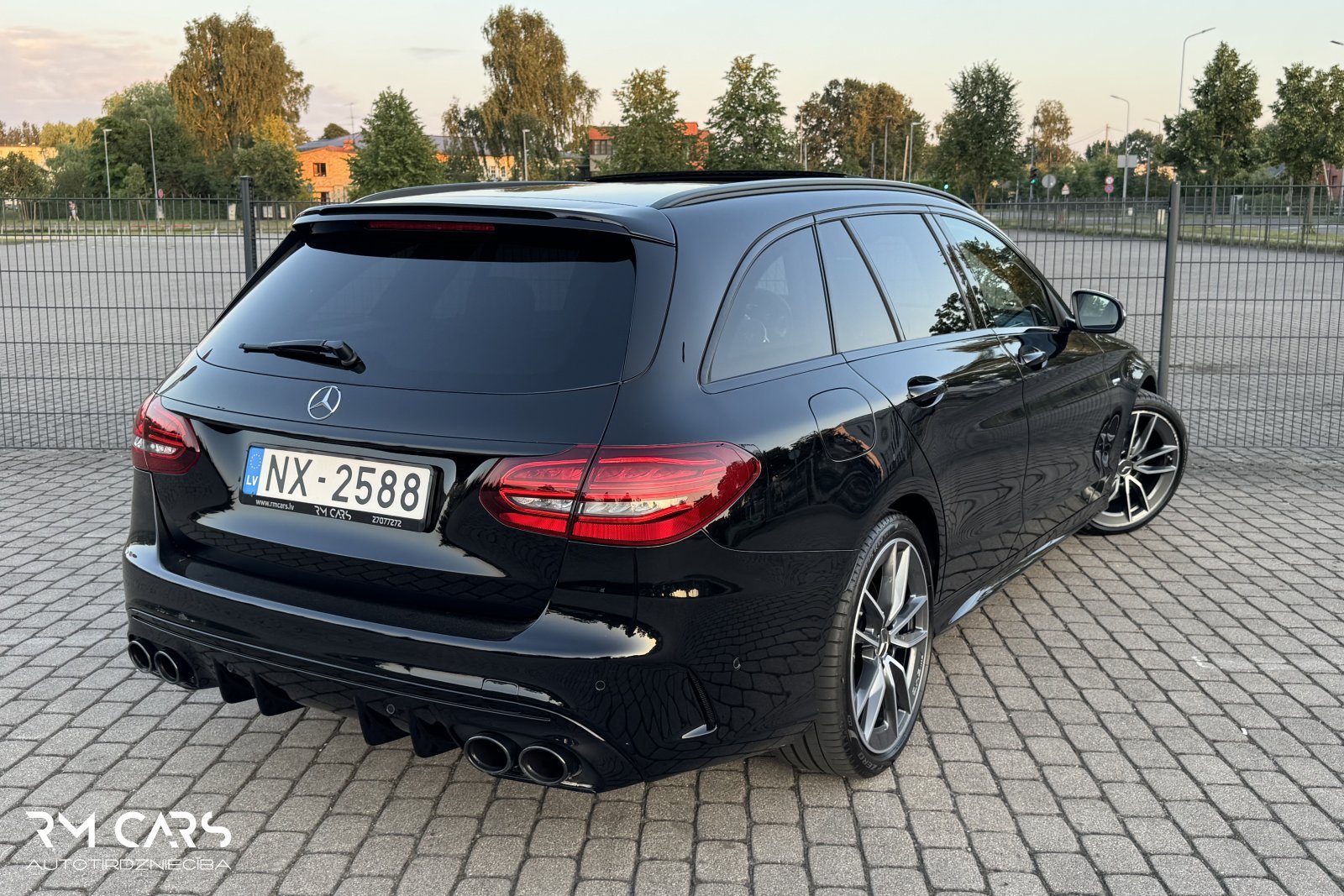 Mercedes C43AMG