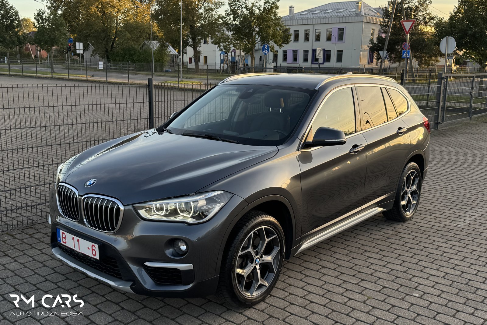 BMW X1