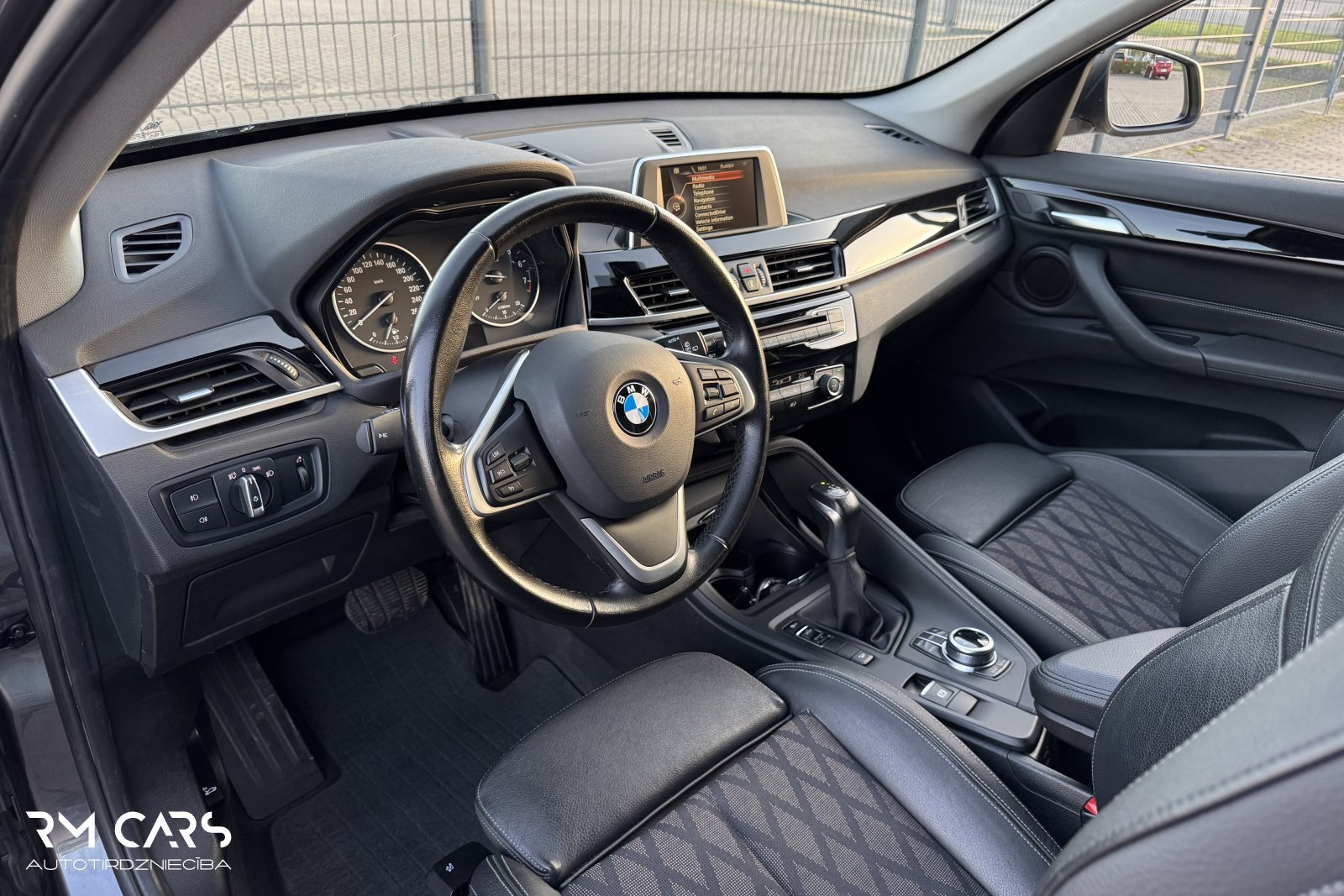 BMW X1