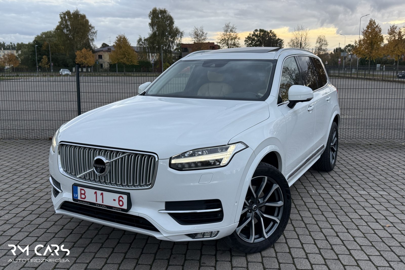 Volvo XC90