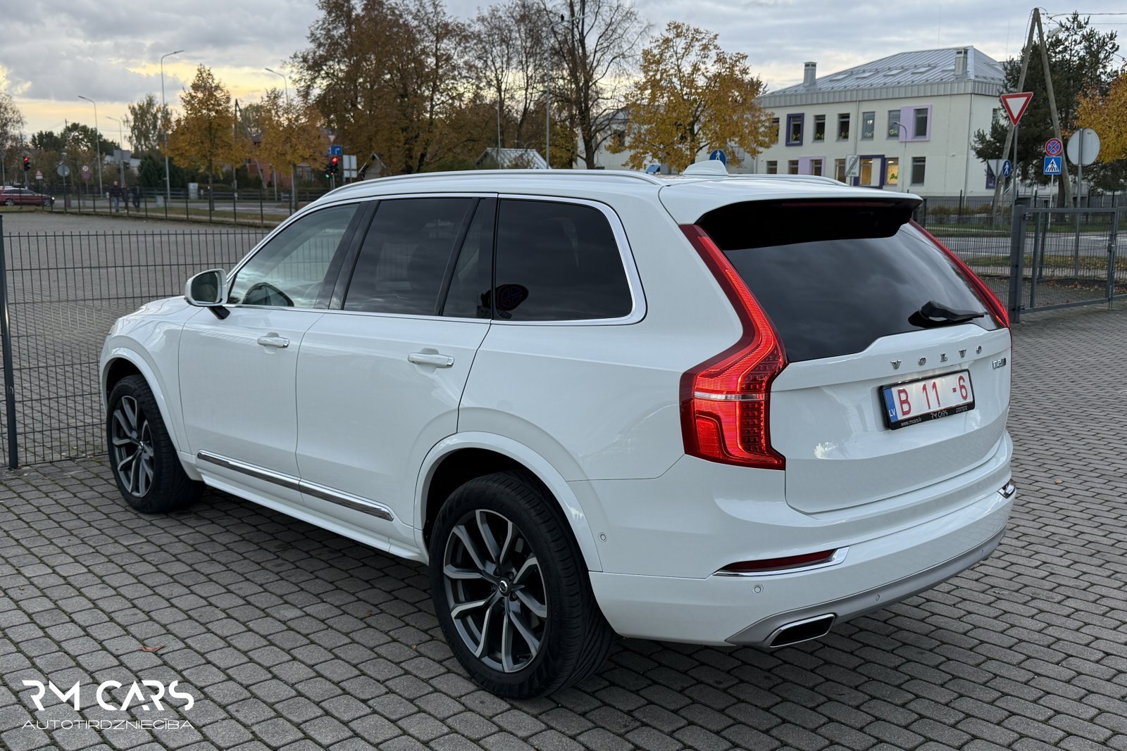 Volvo XC90