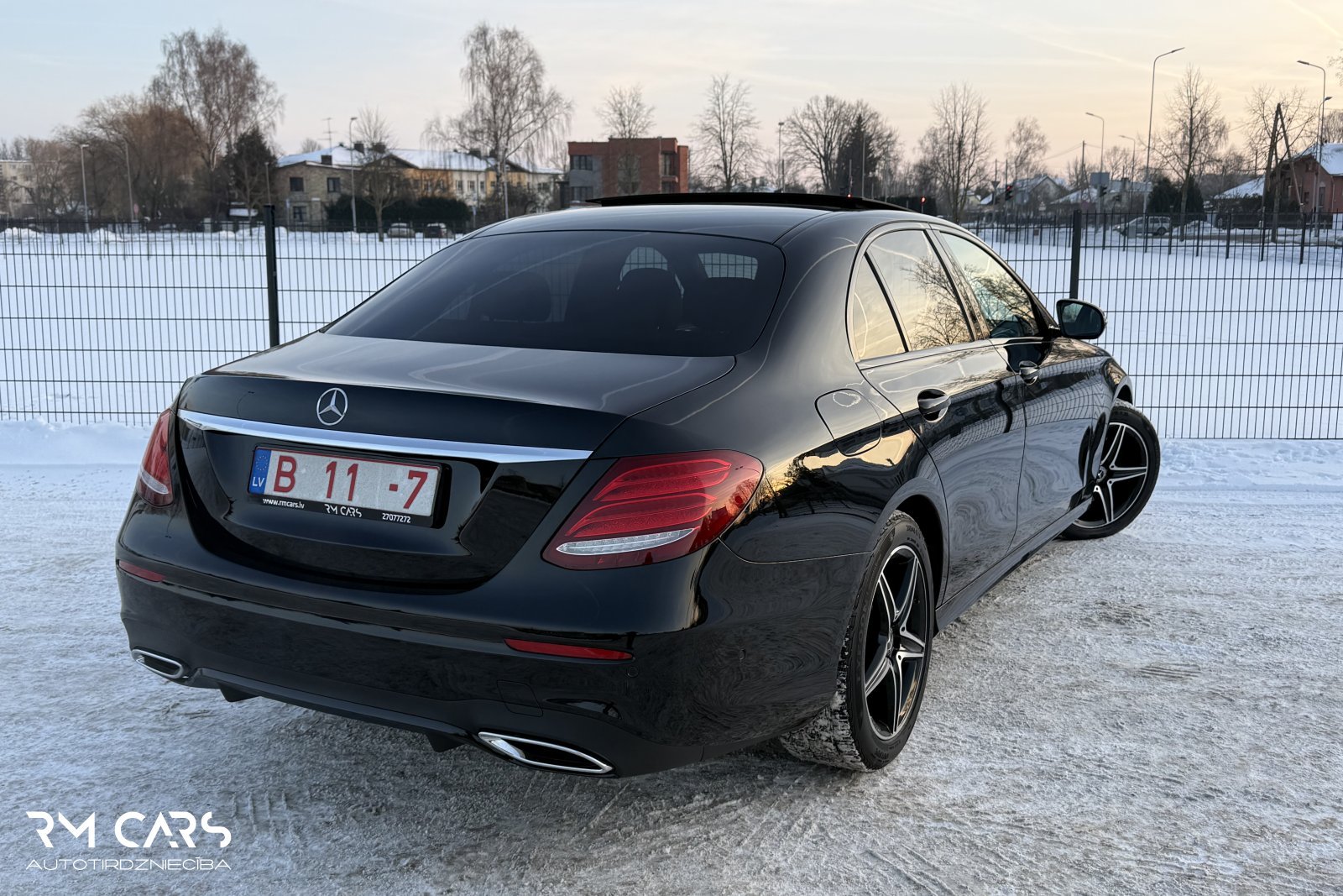 Mercedes E200