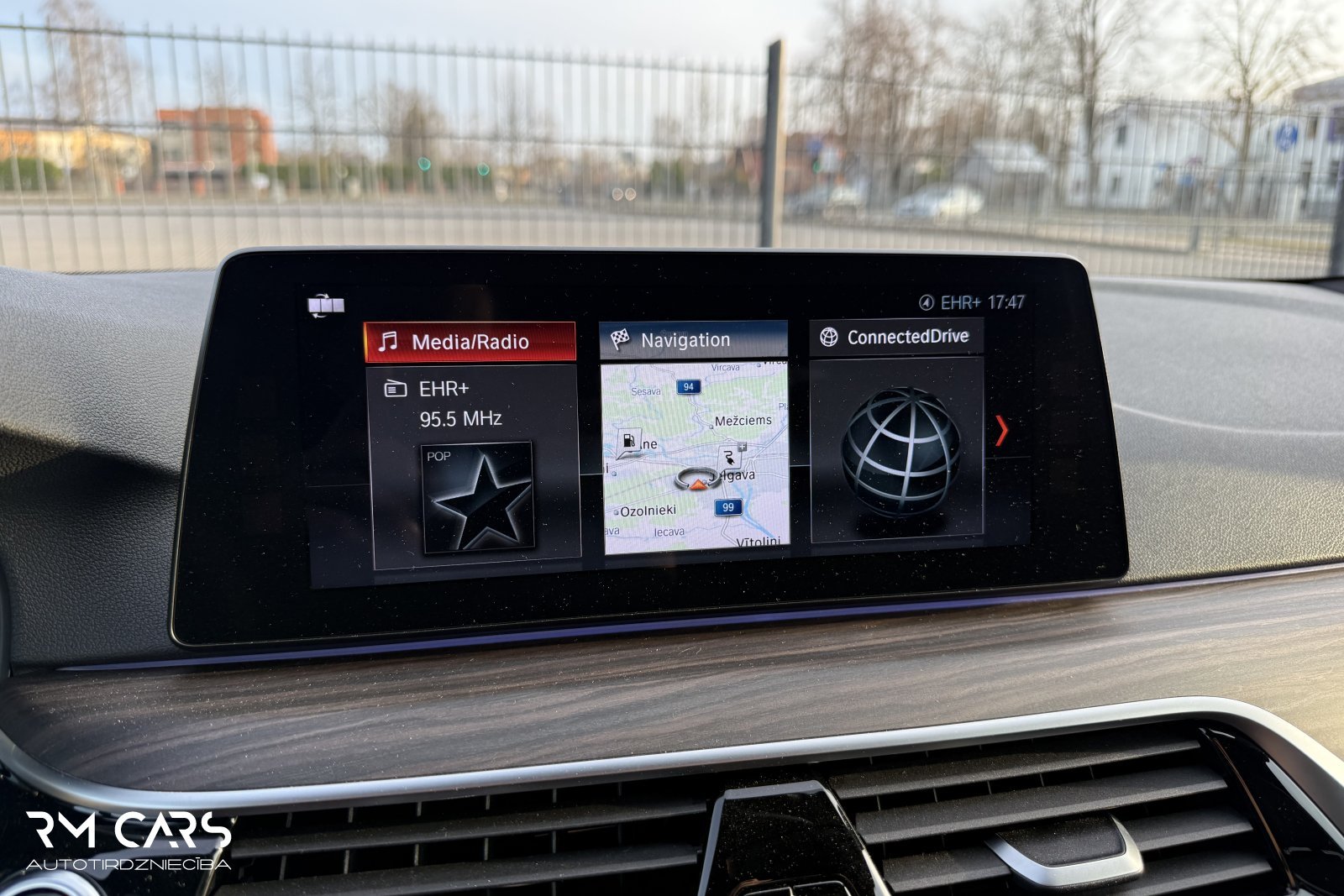 BMW 530