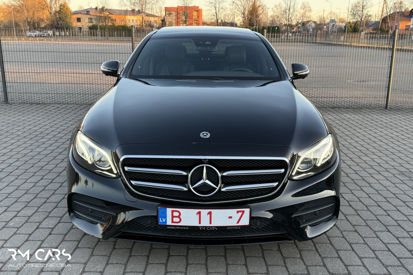 Mercedes E200