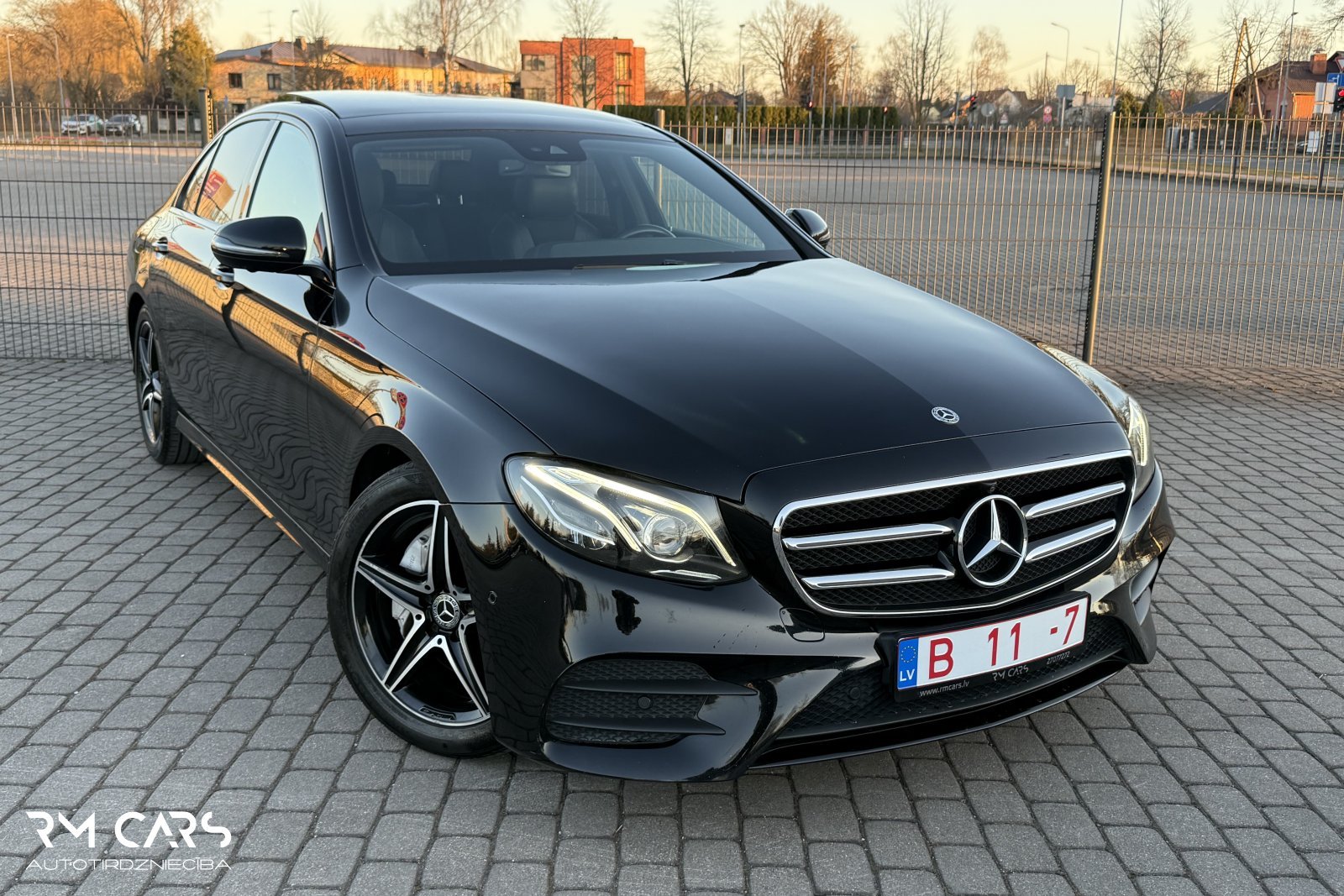 Mercedes E200