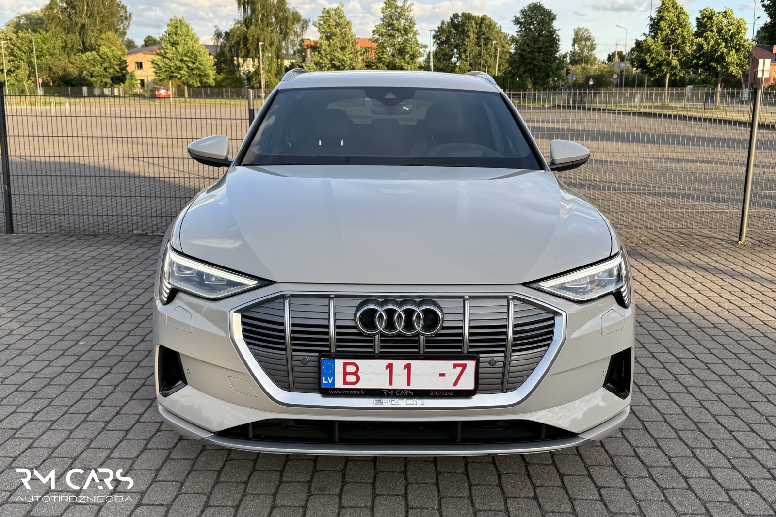 Audi e-tron