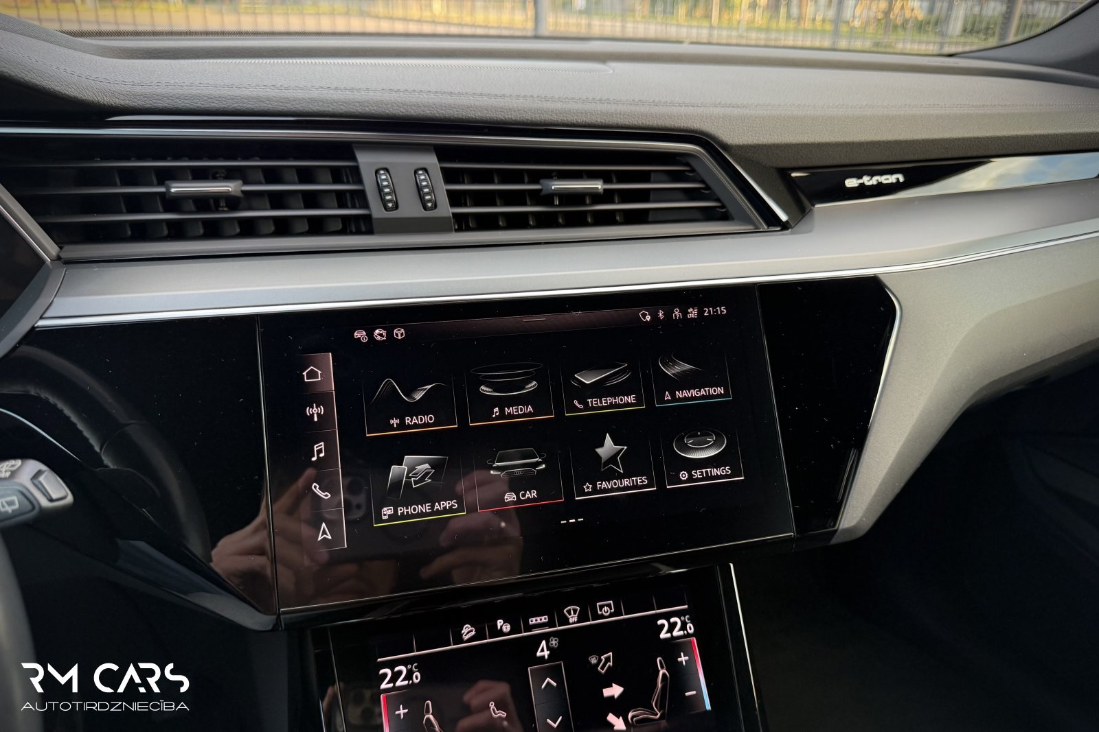 Audi e-tron