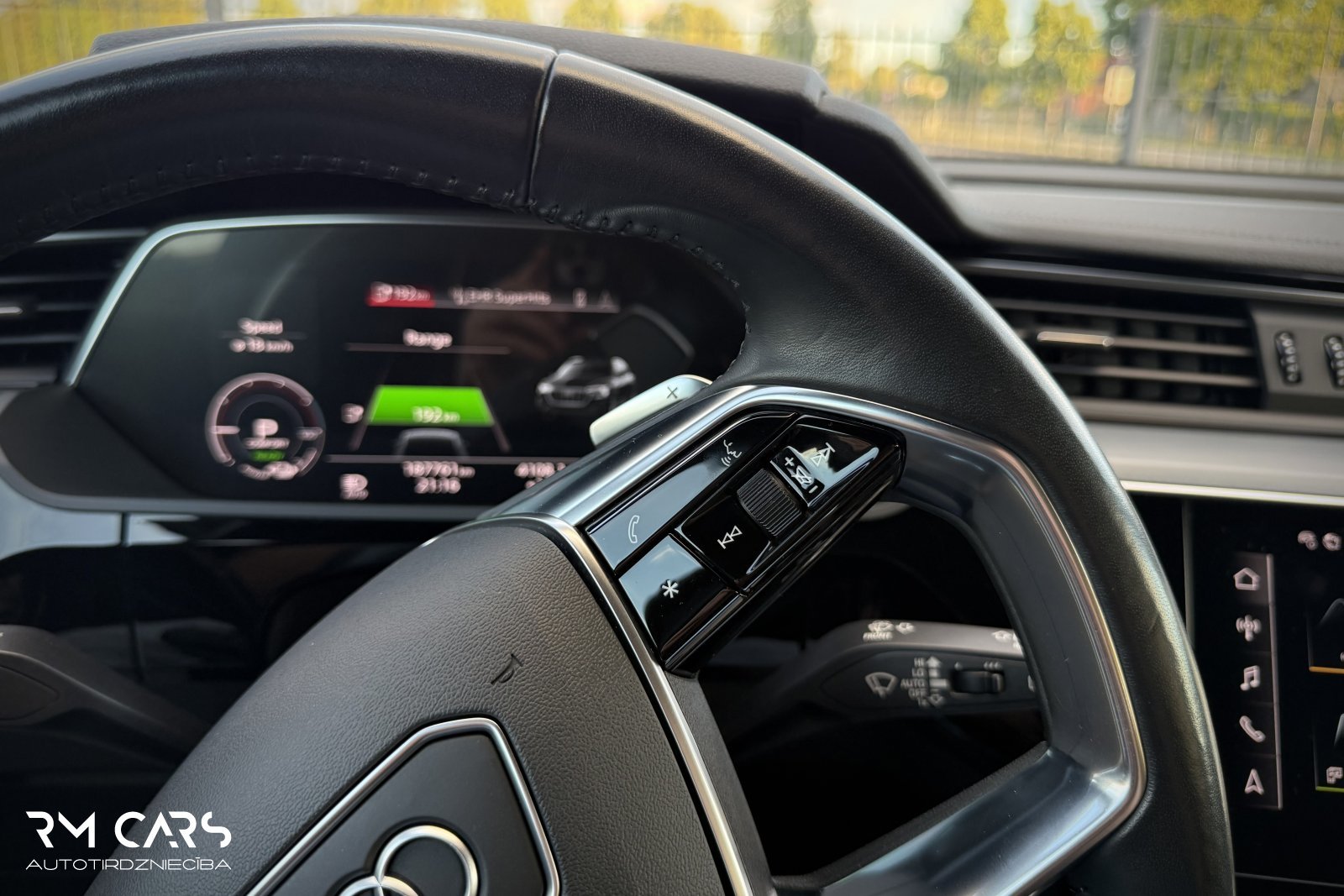 Audi e-tron