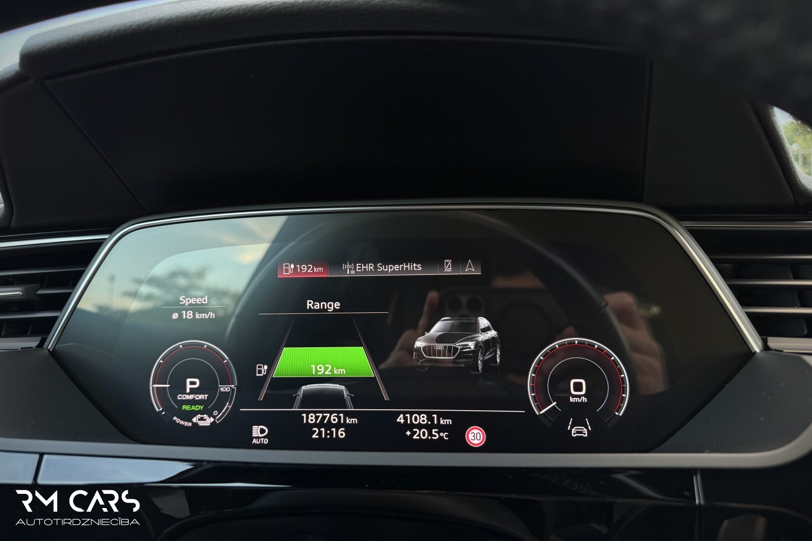 Audi e-tron