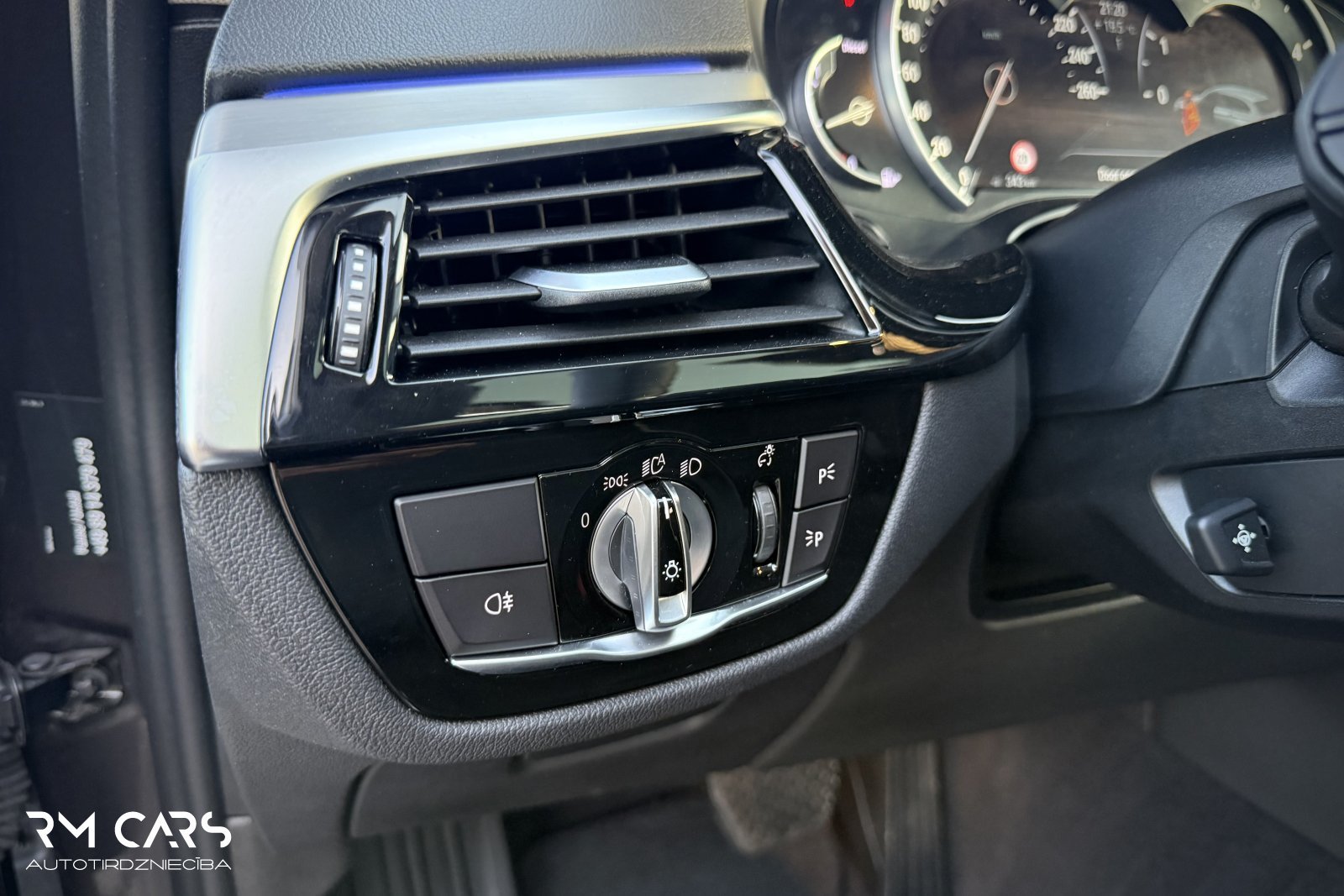 BMW 530