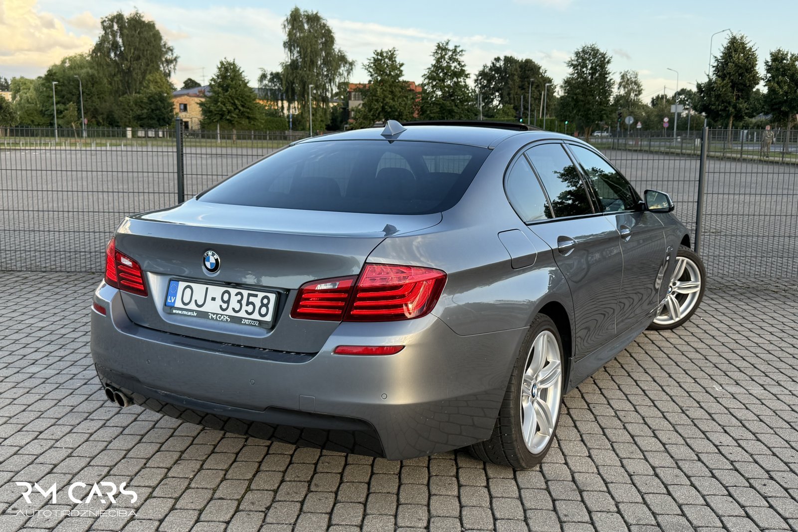 BMW 520