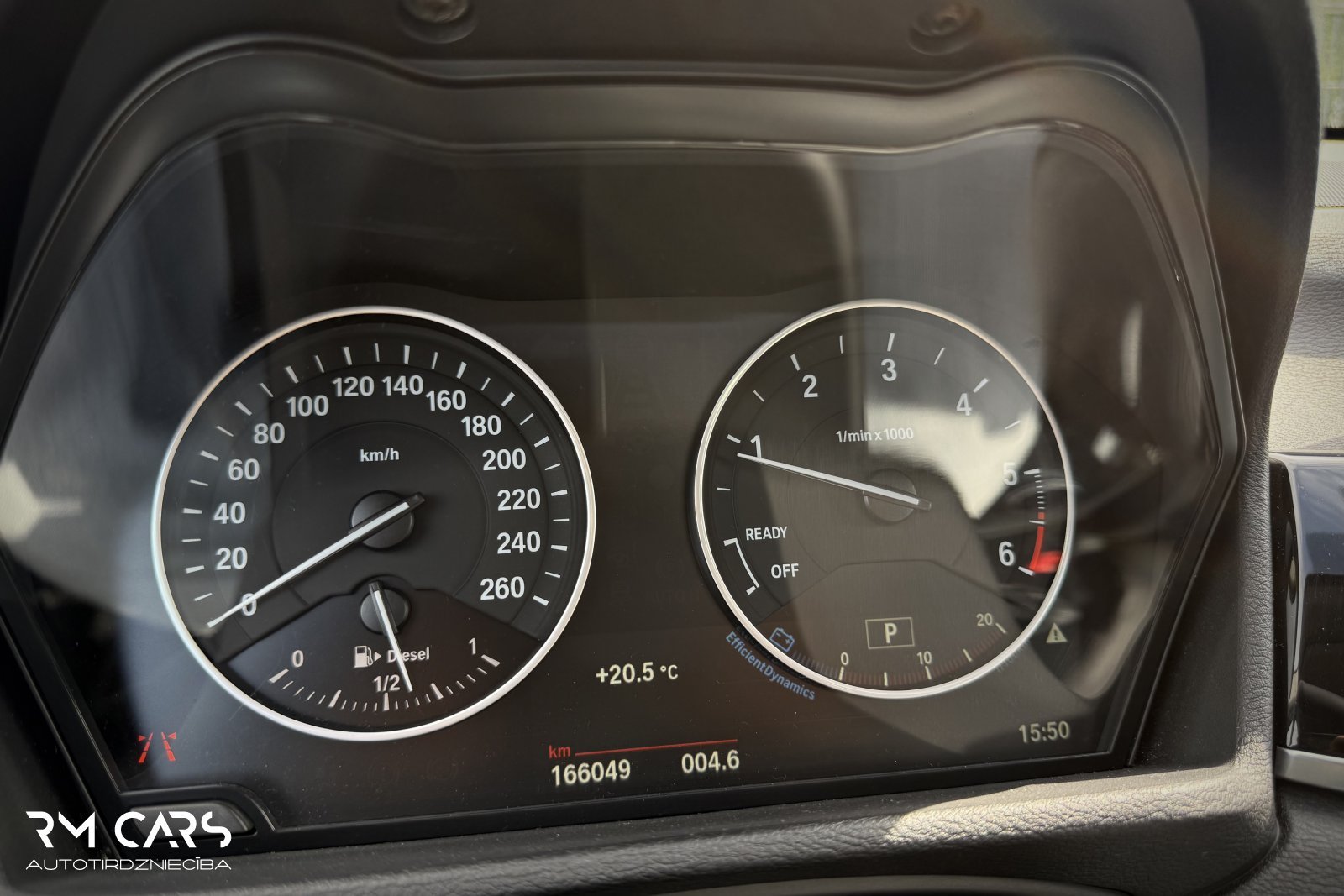 Car image 27