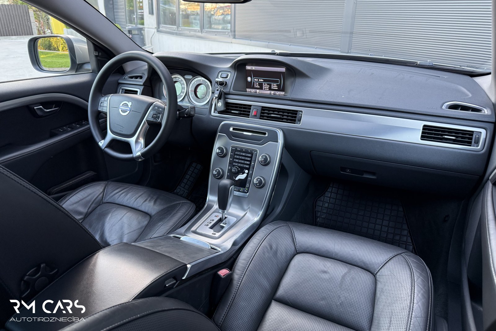 Volvo XC70