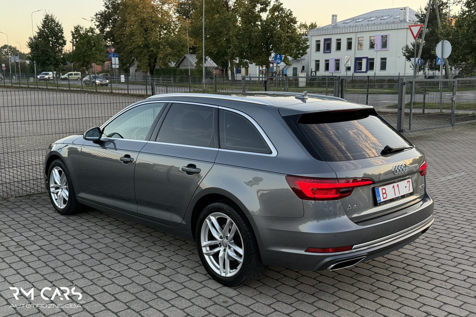 Audi A4
