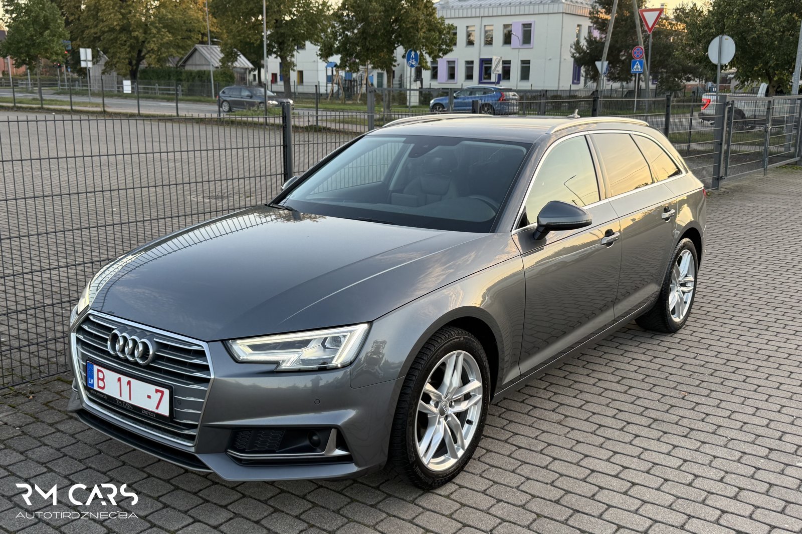 Audi A4