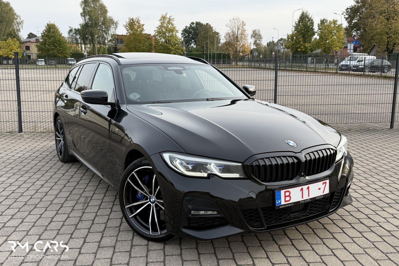 BMW 330