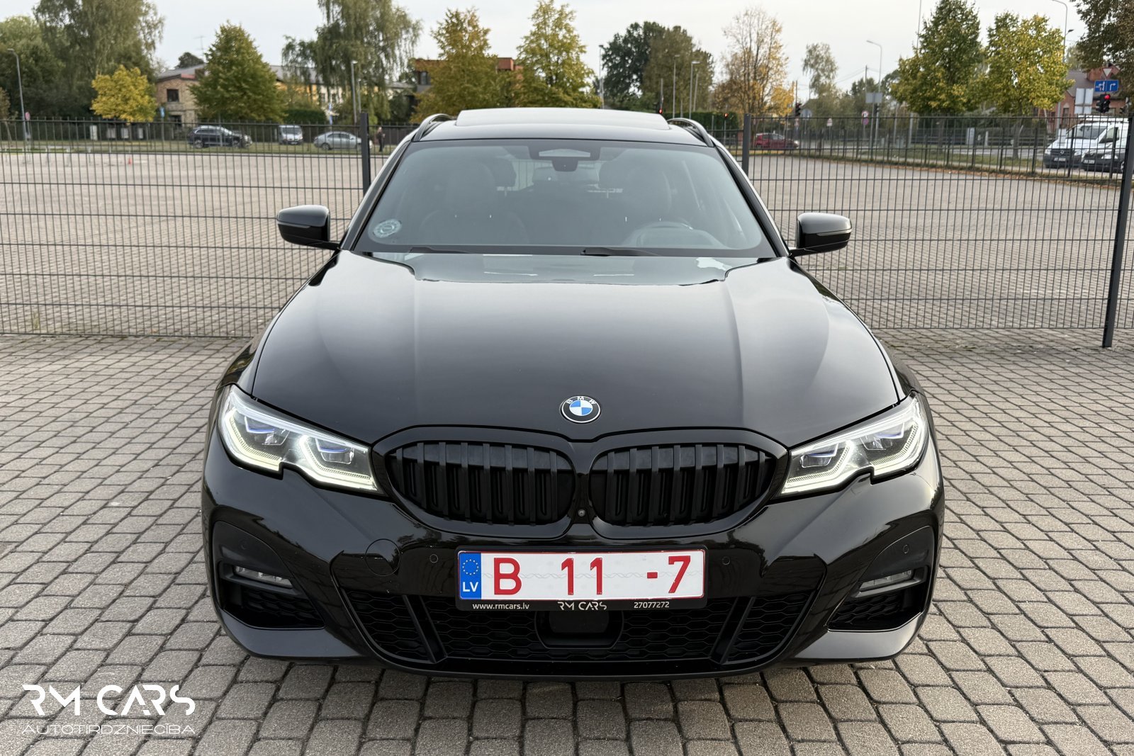BMW 330