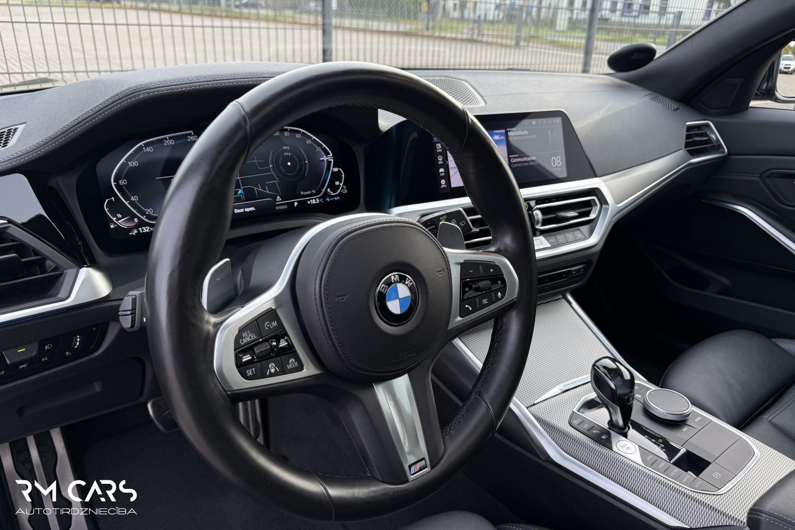 BMW 330