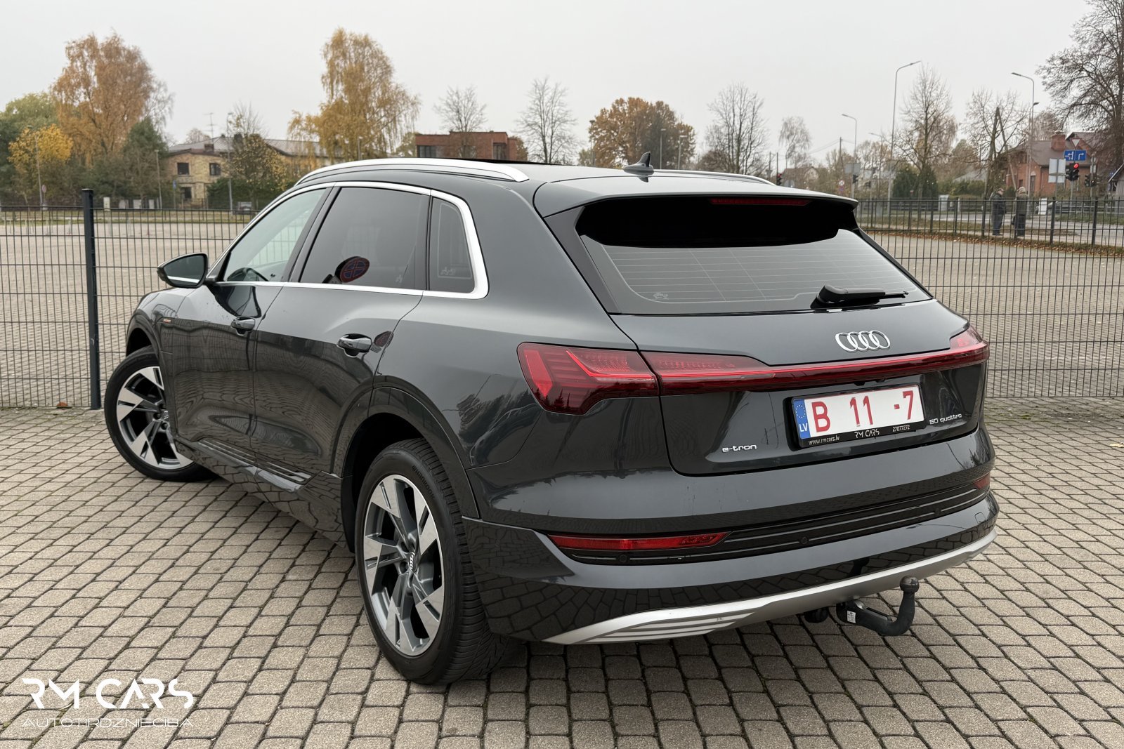 Audi e-tron
