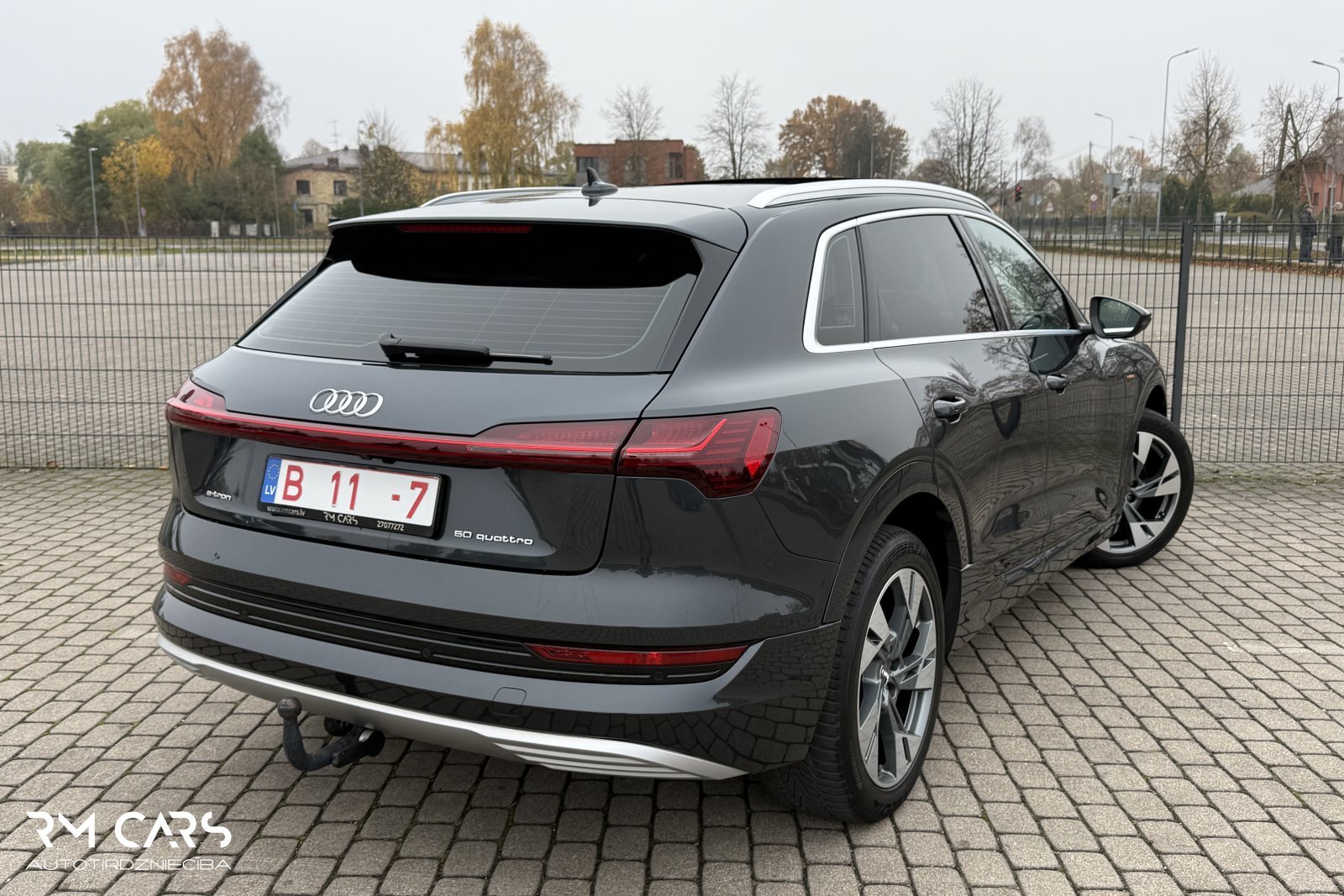 Audi e-tron