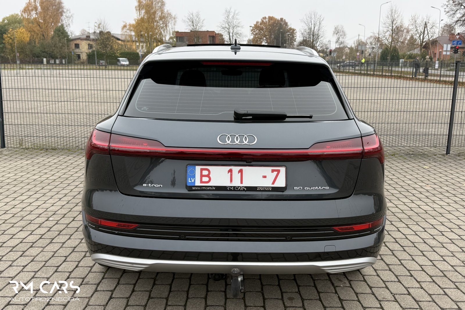 Audi e-tron