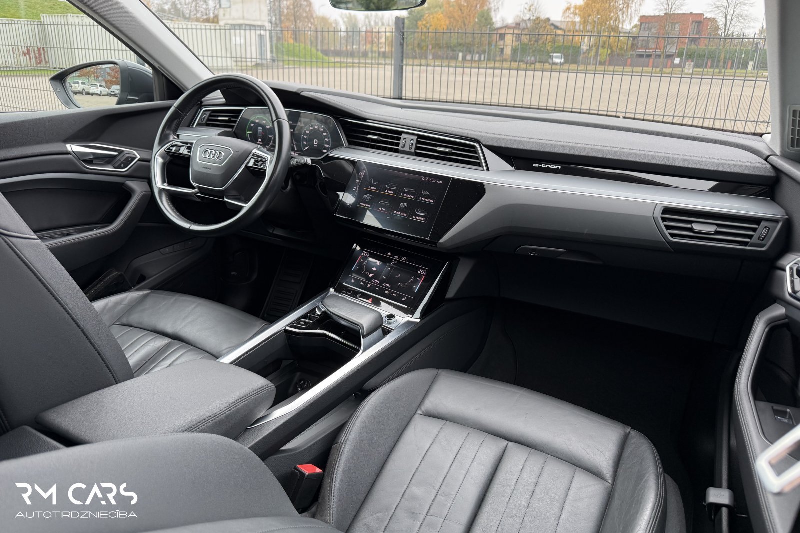 Audi e-tron